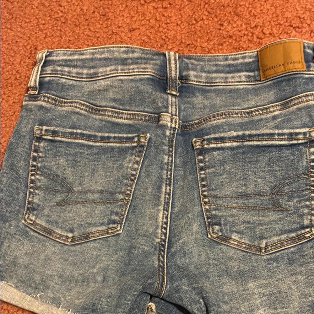 American Eagle Outfitters Blue Jean Shorts with Distressed Vintage Look - Picture 7 of 9